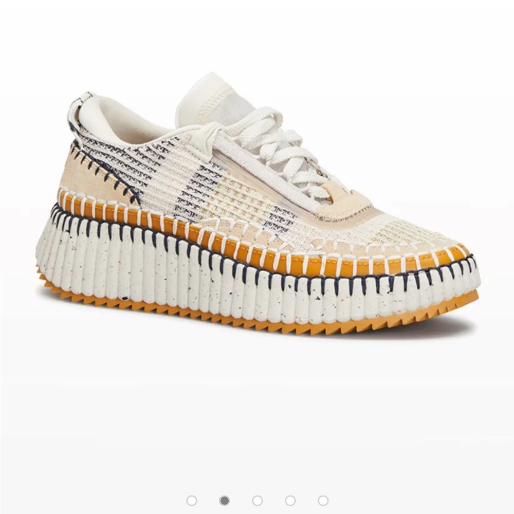 Chloe Nama Stitch Walking Sneakers